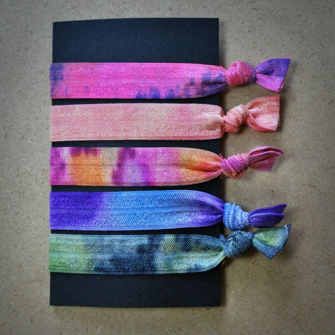 the DIY PERMANENT MARKER TIE DYE